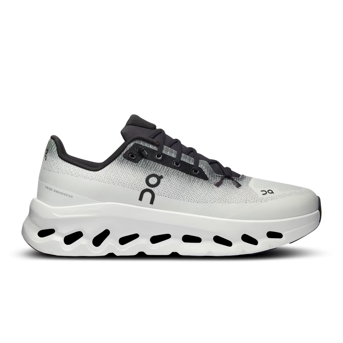 Cloudtilt Black | Ivory